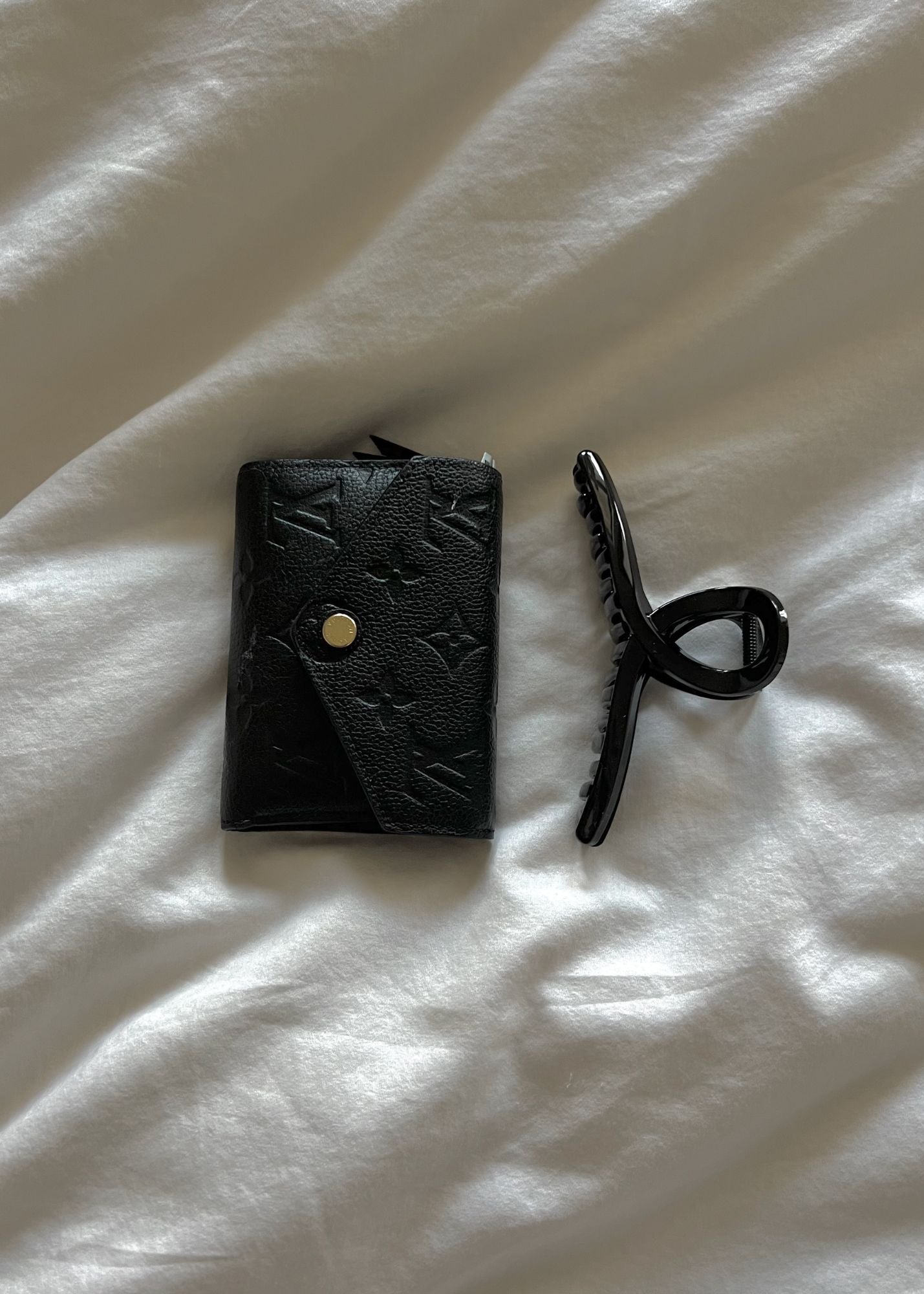 【匿名配送】POTETE コフレ 3heart clip 黒 Chic & Minimalistic Claw Clips | Acrasia