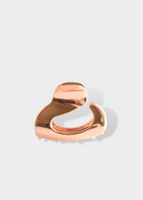 Load image into Gallery viewer, Small metal claw clip in rose gold
